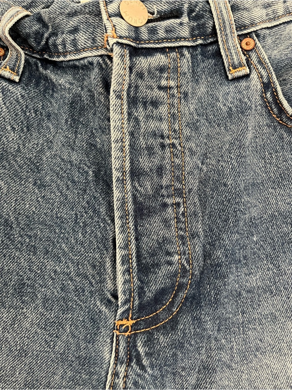 Aritzia  Denim Forum The Yoko High Rise Jean Short - Picture 5 of 10